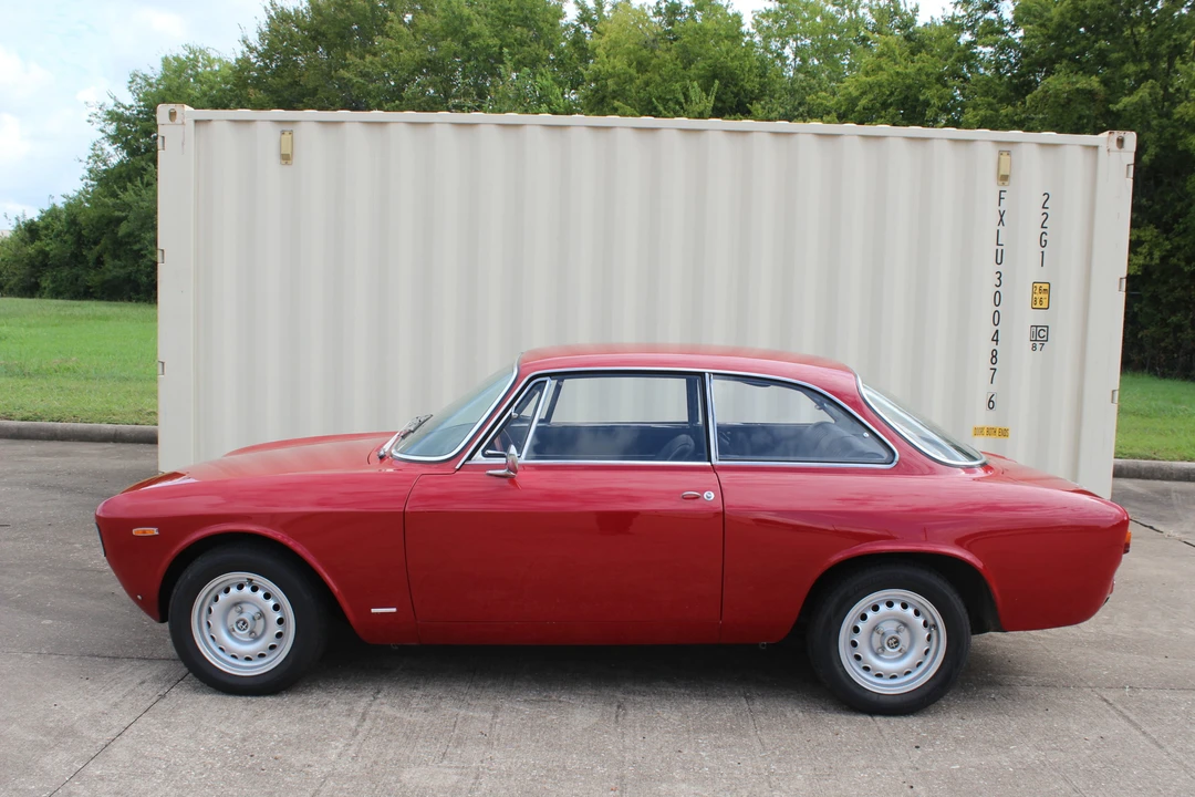 1967 Alfa Romeo Giulia Sprint GT Veloce - Image 2 of 31