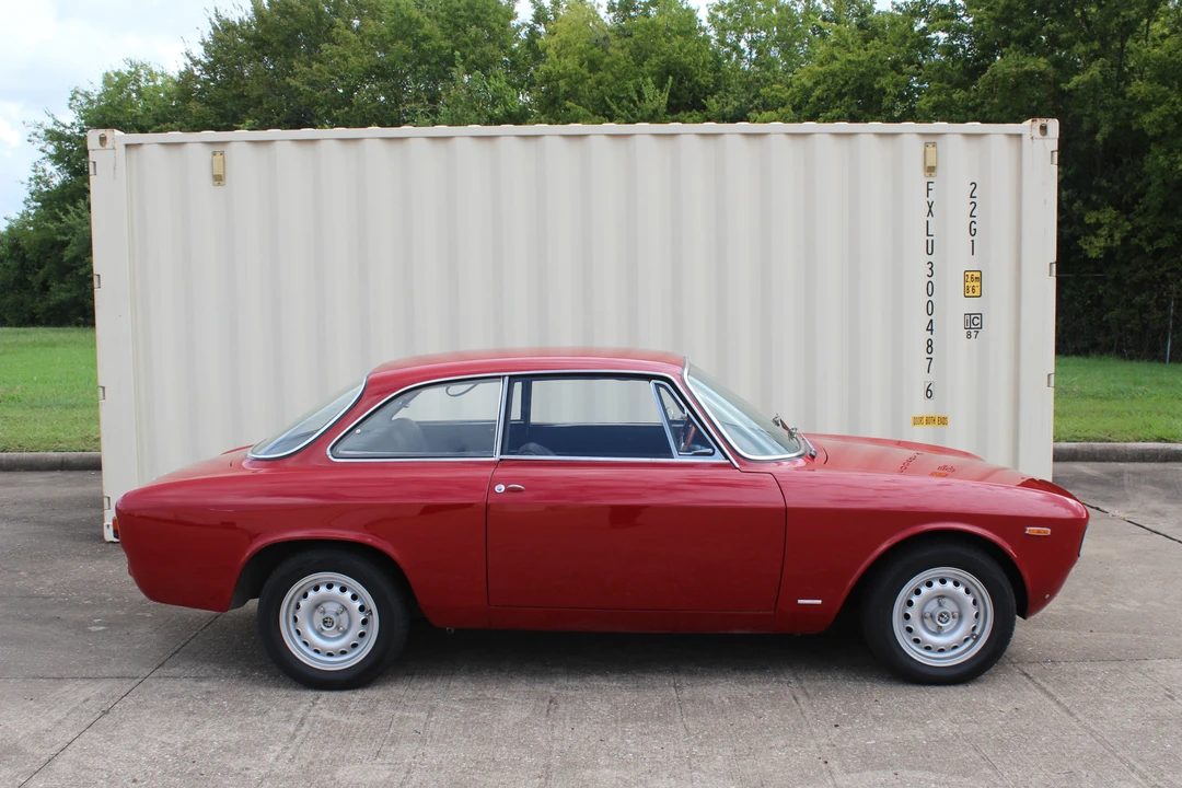 1967 Alfa Romeo Giulia Sprint GT Veloce - Image 5 of 31