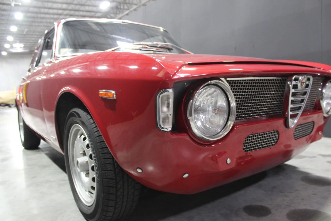 1967 Alfa Romeo Giulia Sprint GT Veloce - Image 8 of 31