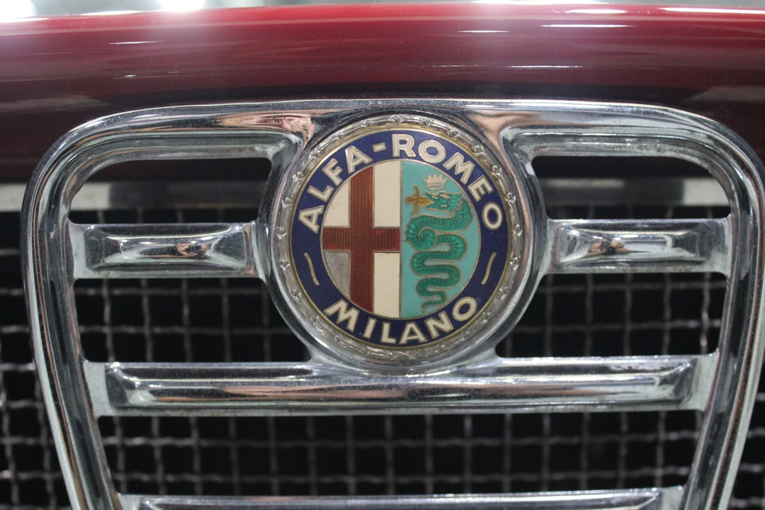 1967 Alfa Romeo Giulia Sprint GT Veloce - Image 19 of 31