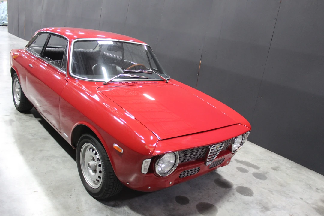 1967 Alfa Romeo Giulia Sprint GT Veloce - Image 7 of 31