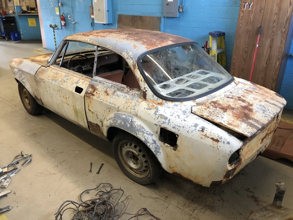 1967 Alfa Romeo Giulia Sprint GT Veloce - Image 11 of 31