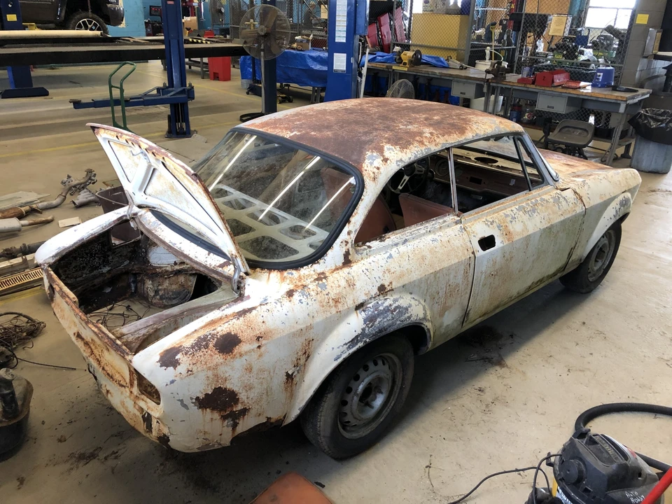 1967 Alfa Romeo Giulia Sprint GT Veloce - Image 13 of 31