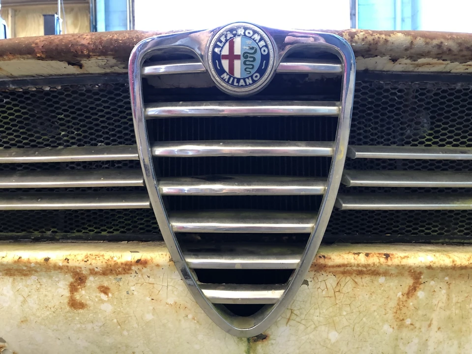 1967 Alfa Romeo Giulia Sprint GT Veloce - Image 22 of 31
