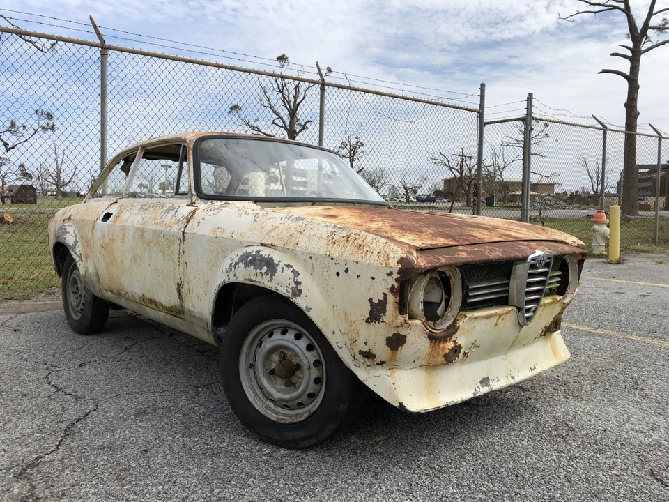 1967 Alfa Romeo Giulia Sprint GT Veloce - Image 3 of 31