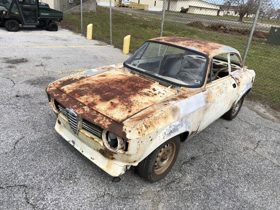 1967 Alfa Romeo Giulia Sprint GT Veloce - Image 4 of 31