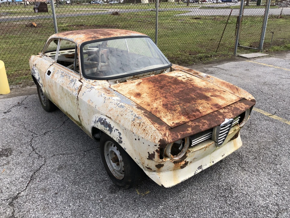 1967 Alfa Romeo Giulia Sprint GT Veloce - Image 6 of 31