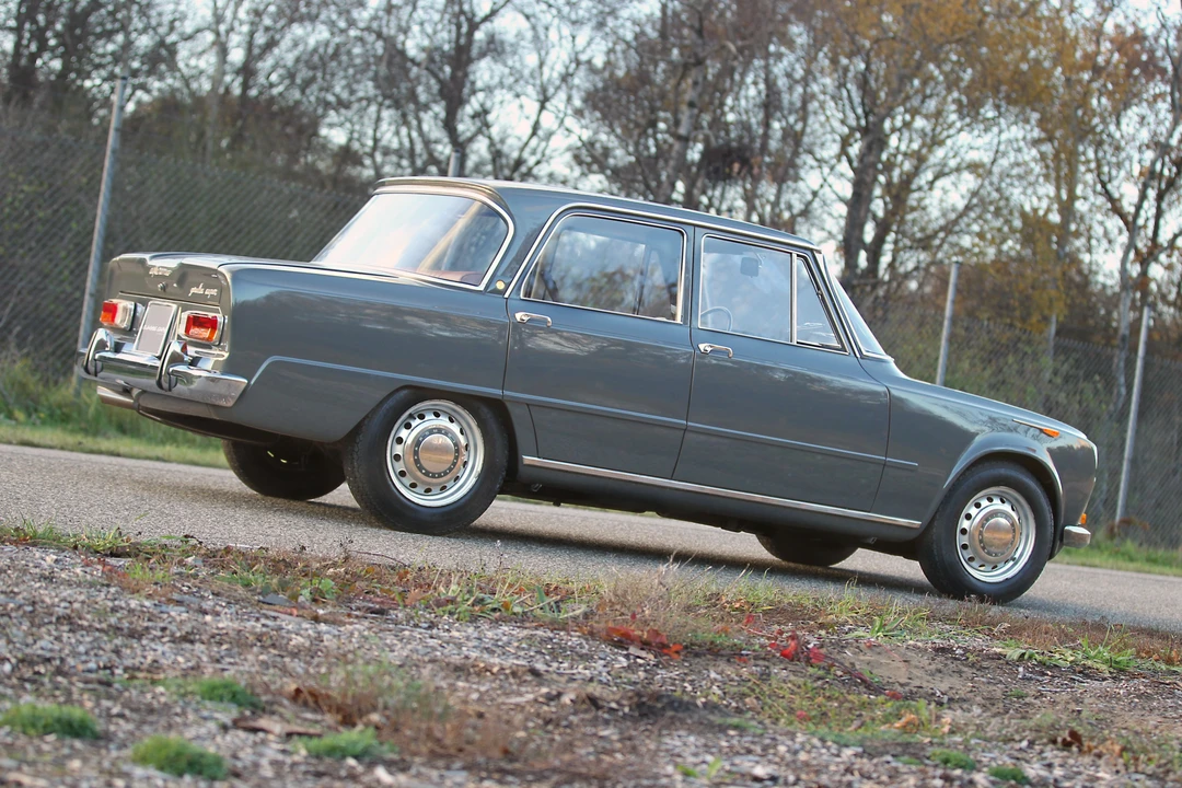 1967 Alfa Romeo Giulia Sprint GT Veloce - Image 12 of 31