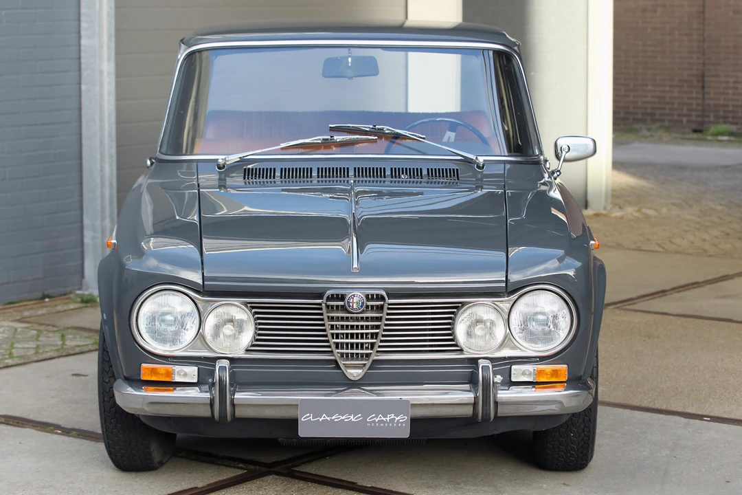 1967 Alfa Romeo Giulia Sprint GT Veloce - Image 6 of 31