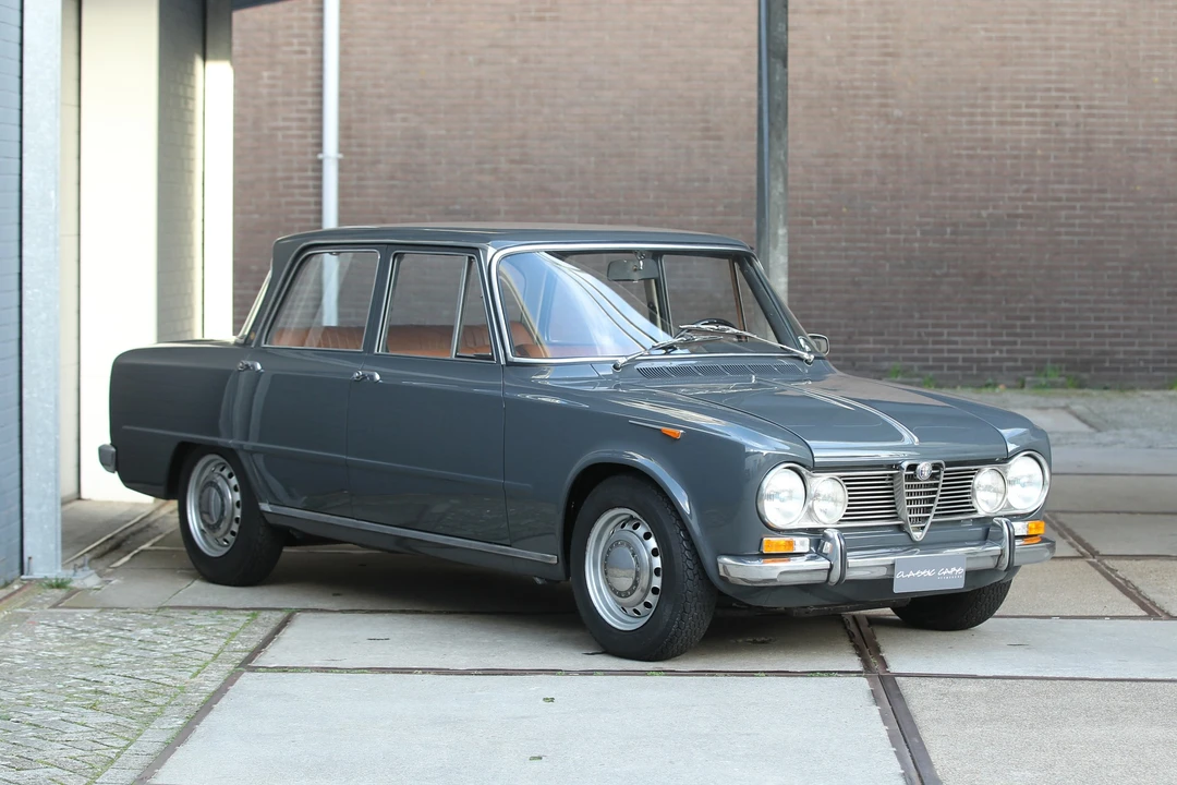 1967 Alfa Romeo Giulia Sprint GT Veloce - Image 4 of 31