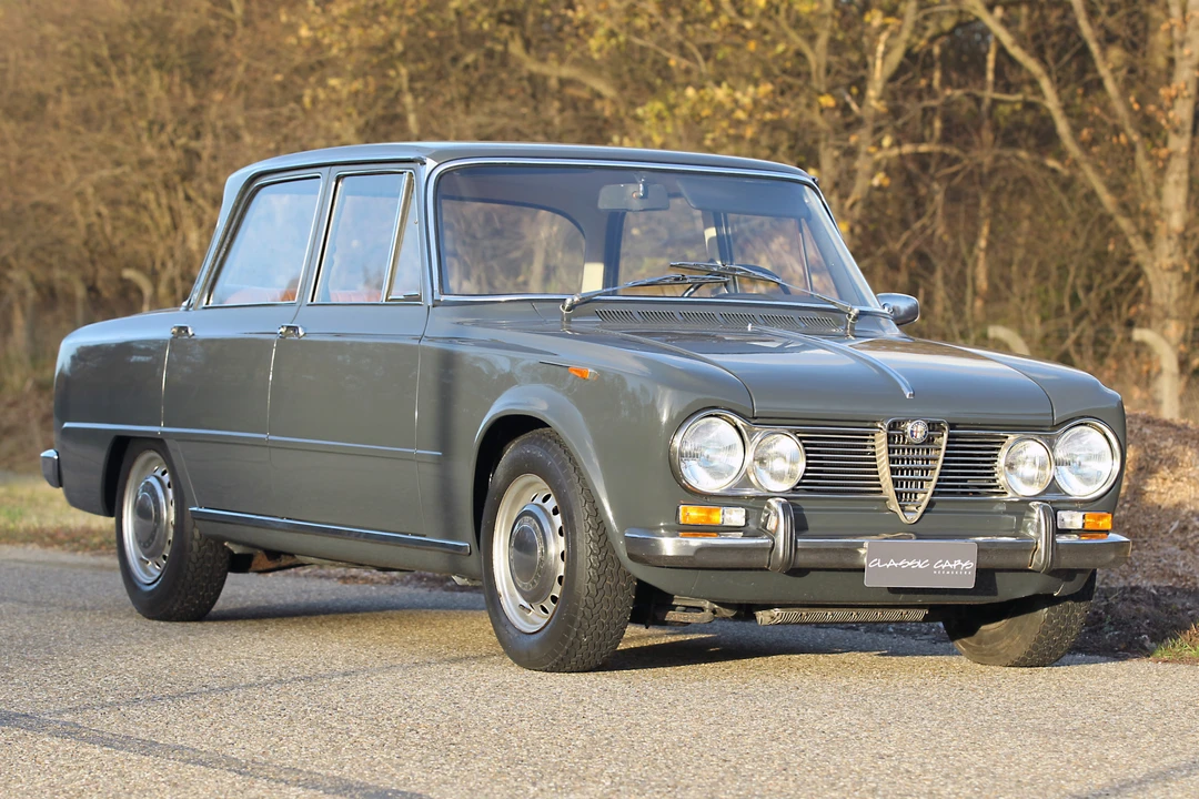 1967 Alfa Romeo Giulia Sprint GT Veloce - Image 2 of 31