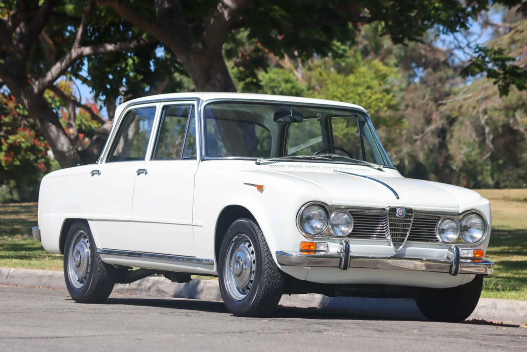 1967 Alfa Romeo 105/115 Series - Image 11 of 31