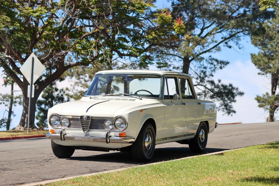 1967 Alfa Romeo 105/115 Series - Image 6 of 31