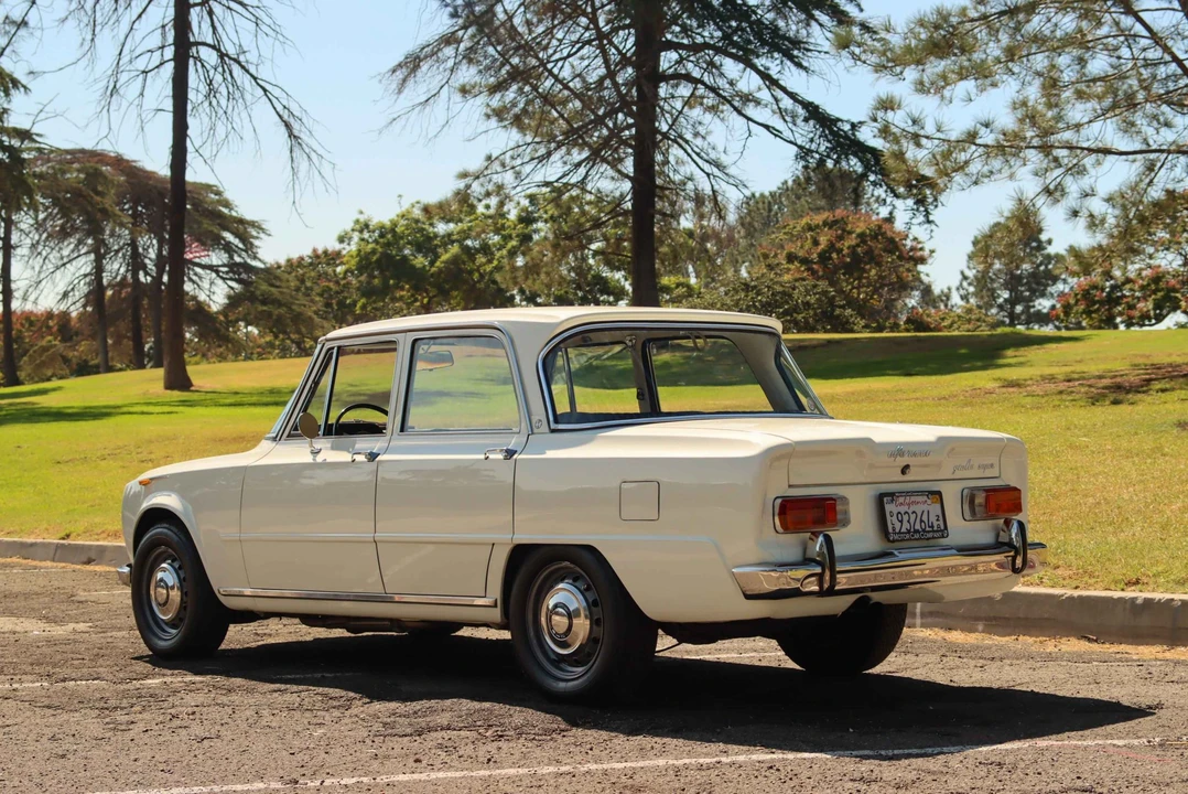 1967 Alfa Romeo 105/115 Series - Image 21 of 31