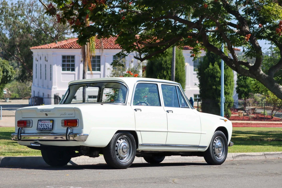 1967 Alfa Romeo 105/115 Series - Image 14 of 31