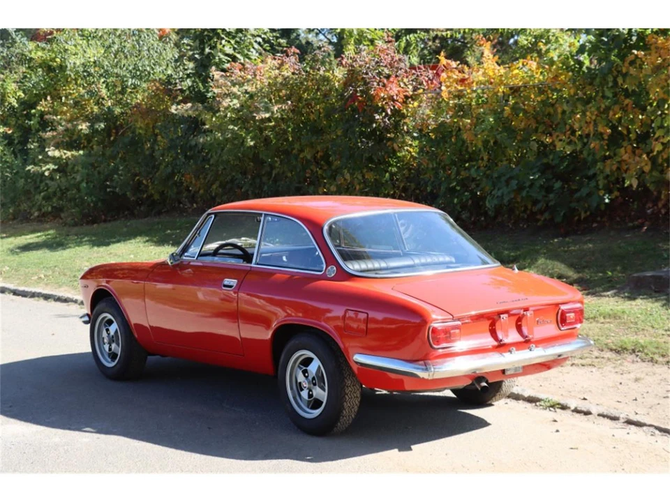 1967 Alfa Romeo 750/101 Giulietta - Image 6 of 8