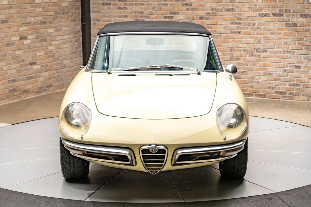 1967 Alfa Romeo Series 1 - Image 2 of 24