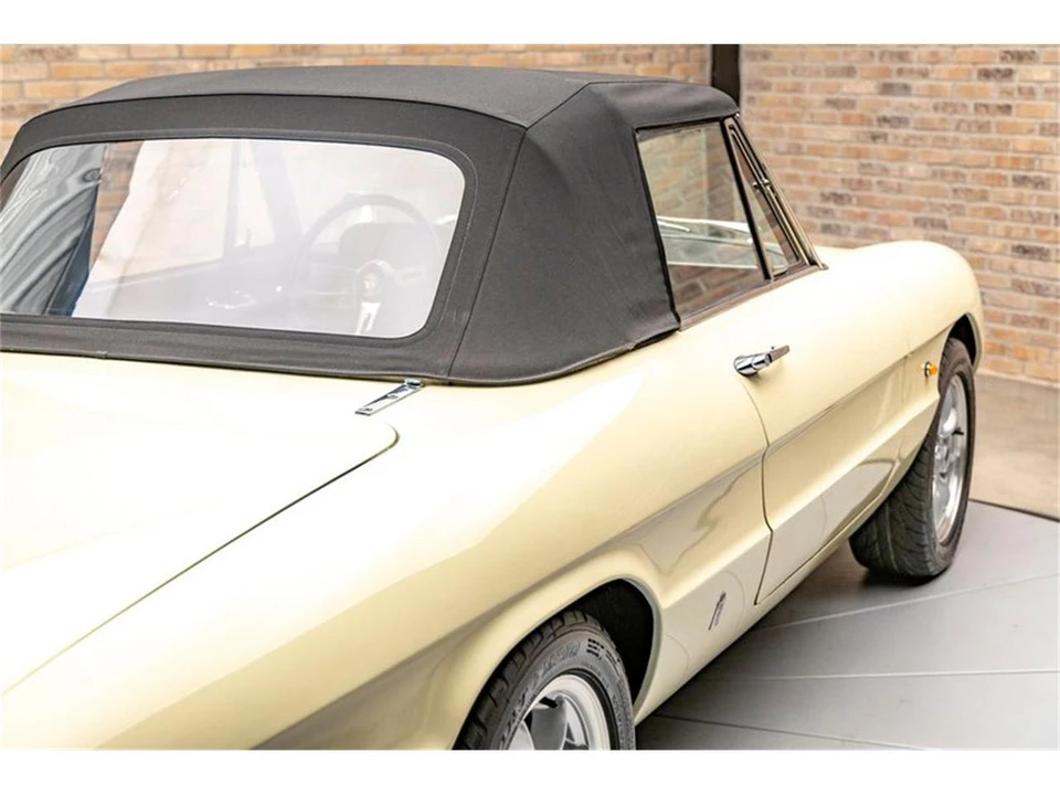 1967 Alfa Romeo Series 1 - Image 29 of 31