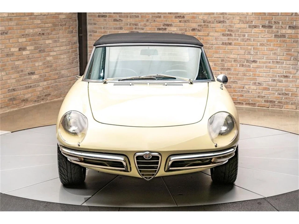 1967 Alfa Romeo Series 1 - Image 2 of 31