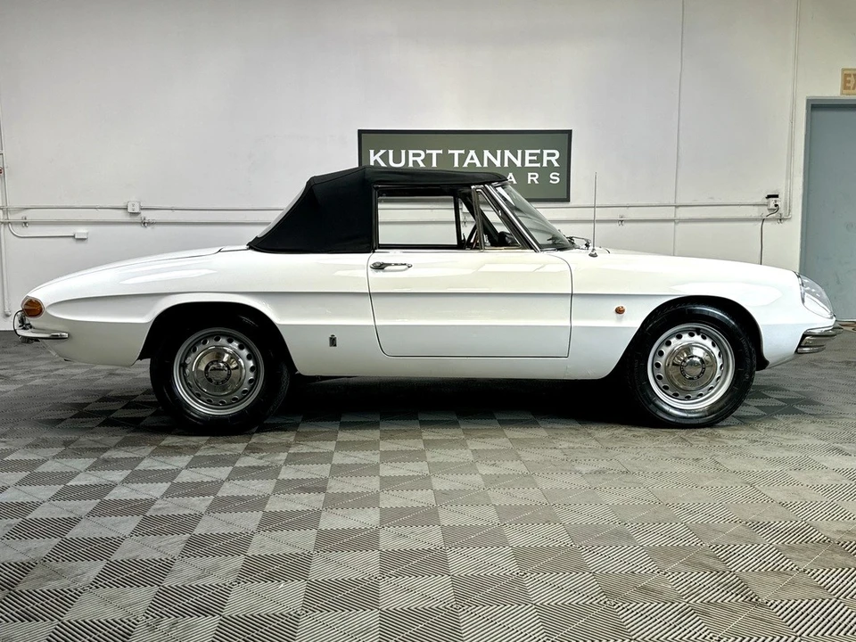 1967 Alfa Romeo Series 1 - Image 3 of 31
