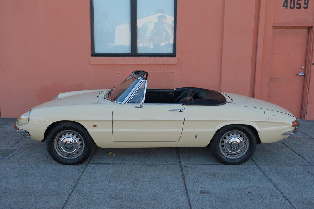 1967 Alfa Romeo Series 1 - Image 18 of 31