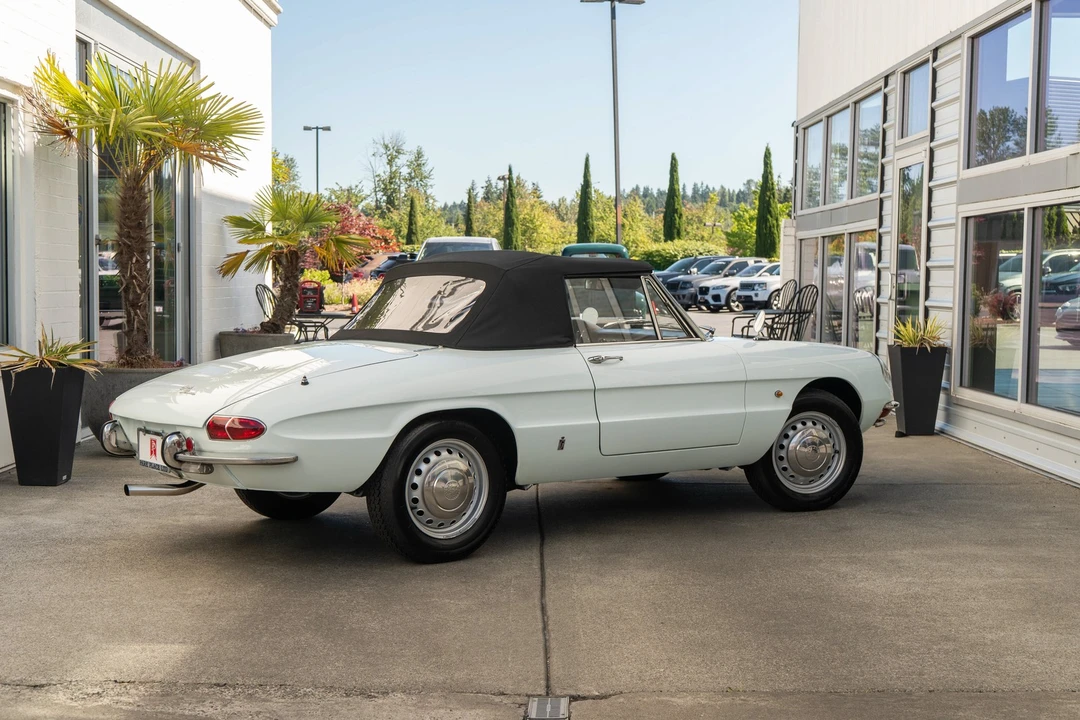 1967 Alfa Romeo Series 1 - Image 9 of 31
