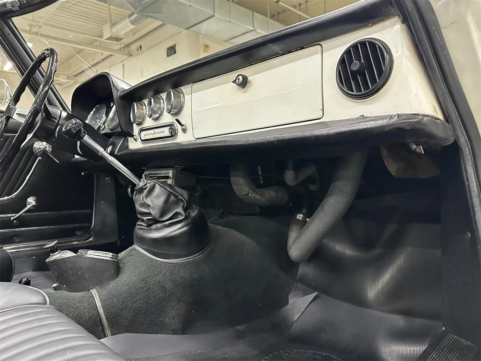 1967 Alfa Romeo Series 1 - Image 23 of 31