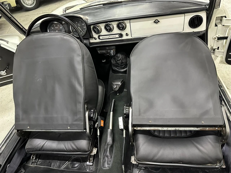 1967 Alfa Romeo Series 1 - Image 26 of 31
