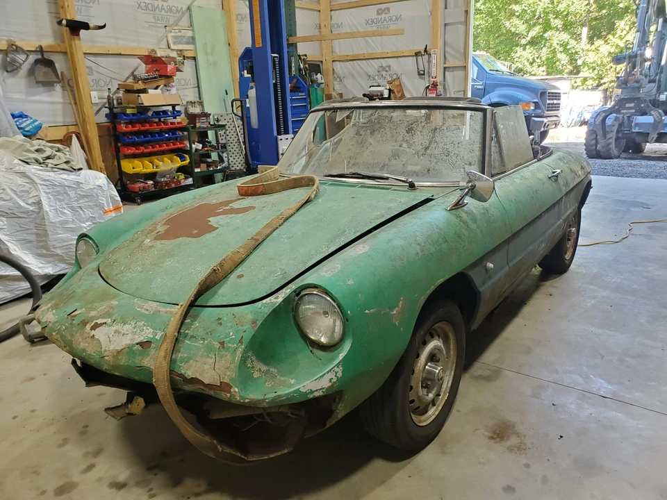 1967 Alfa Romeo Series 1 - Image 2 of 31