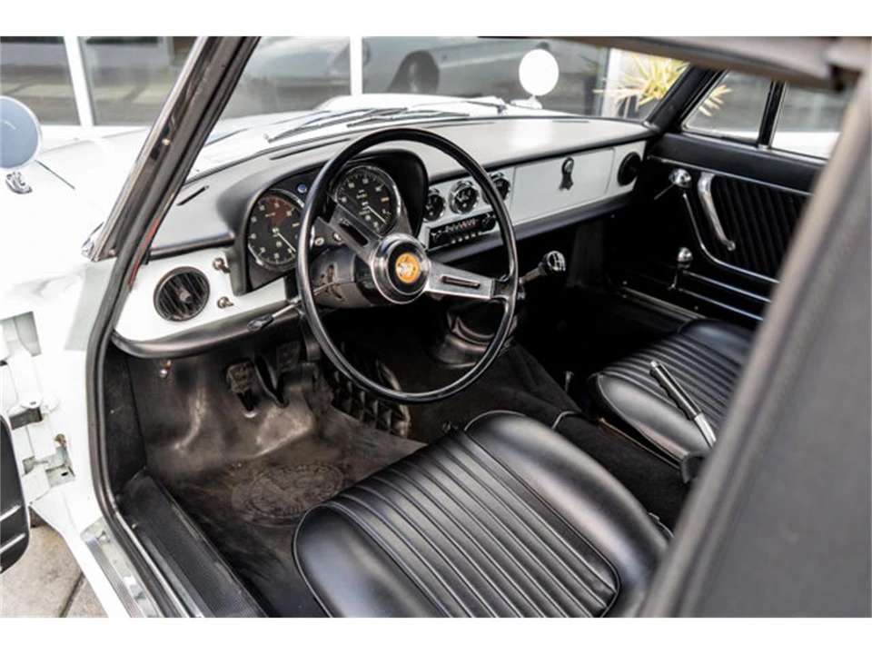 1967 Alfa Romeo Series 1 - Image 11 of 12
