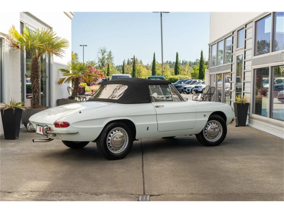 1967 Alfa Romeo Series 1 - Image 10 of 12