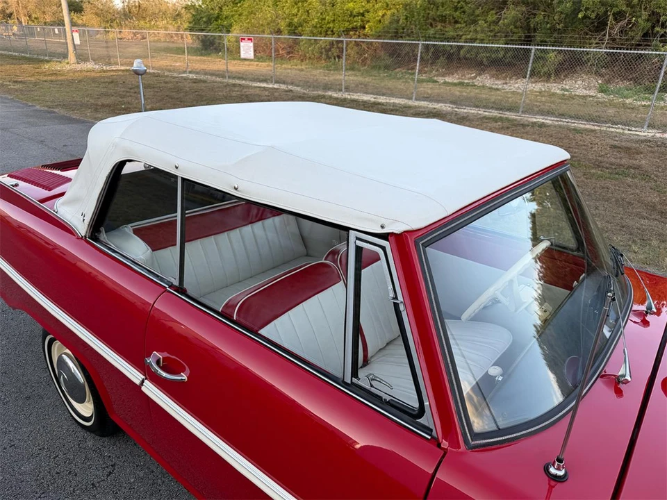 1967 Amphicar Model 770 - Image 8 of 31