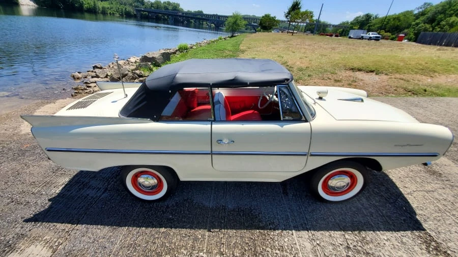 1967 Amphicar Model 770 - Image 2 of 15