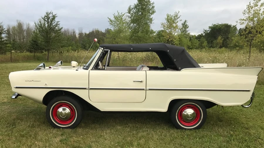 1967 Amphicar Model 770 - Image 2 of 10