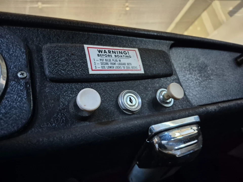 1967 Amphicar Model 770 - Image 10 of 21
