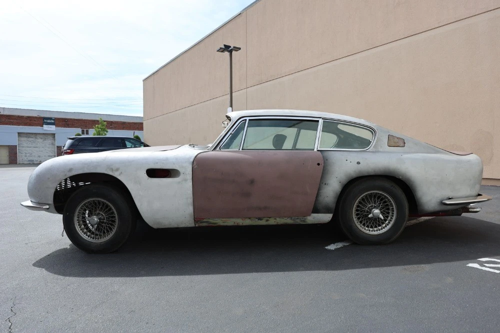 1967 Aston Martin DB6 - Image 4 of 8