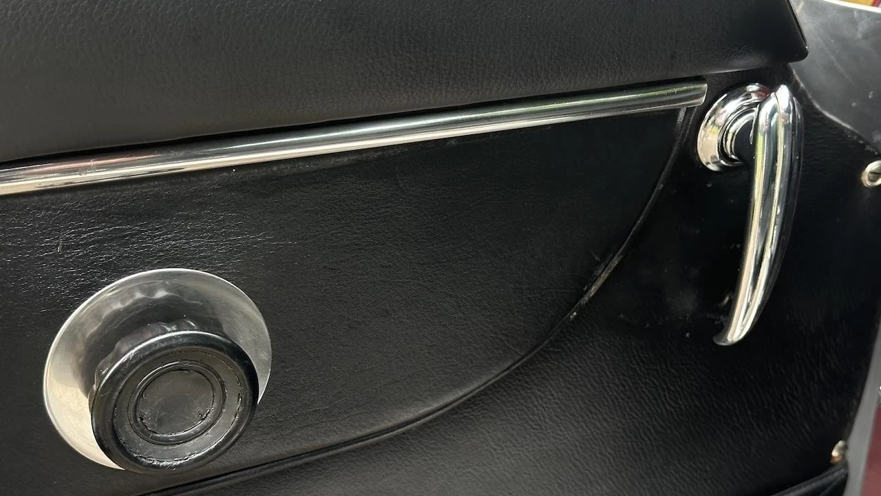 1967 Aston Martin DB6 - Image 19 of 21