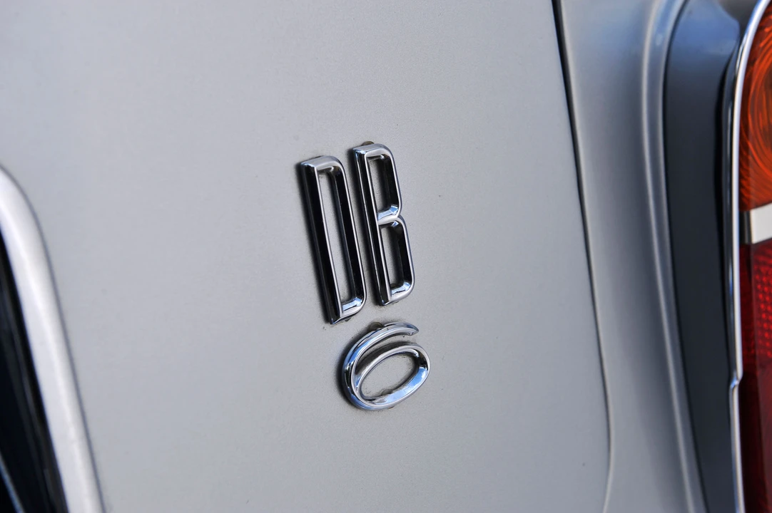 1967 Aston Martin DB6 - Image 29 of 31