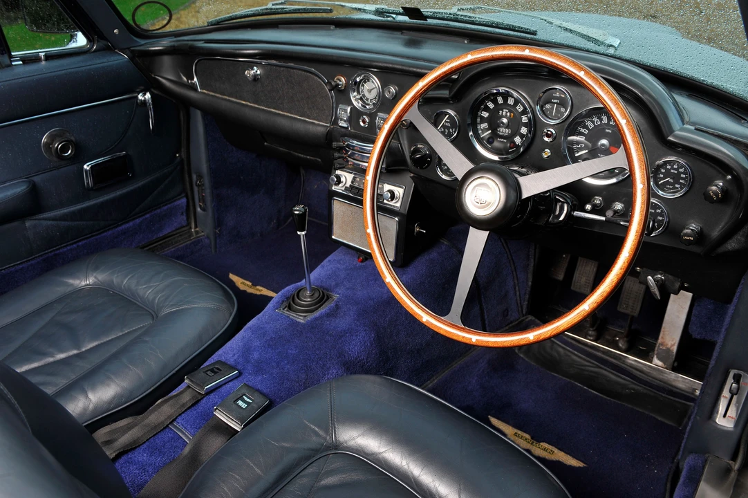 1967 Aston Martin DB6 - Image 9 of 31