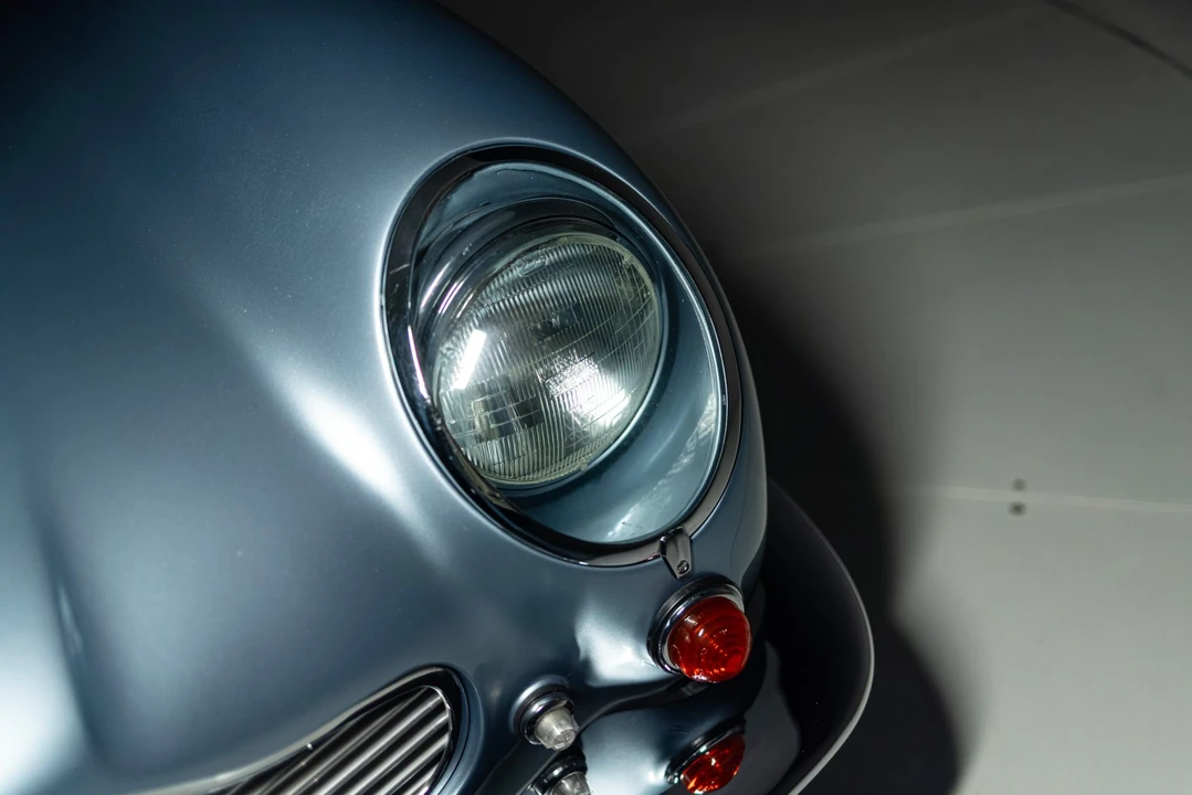 1967 Aston Martin DB6 - Image 22 of 31