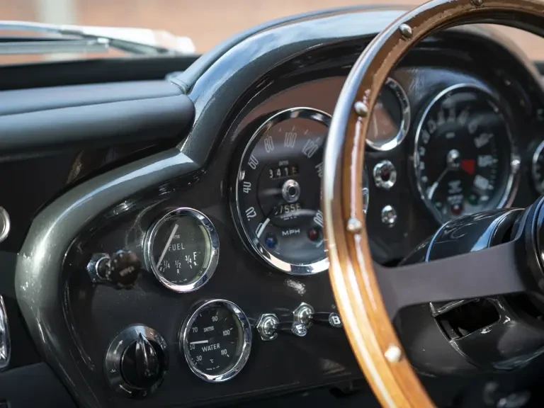 1967 Aston Martin DB6 - Image 14 of 31