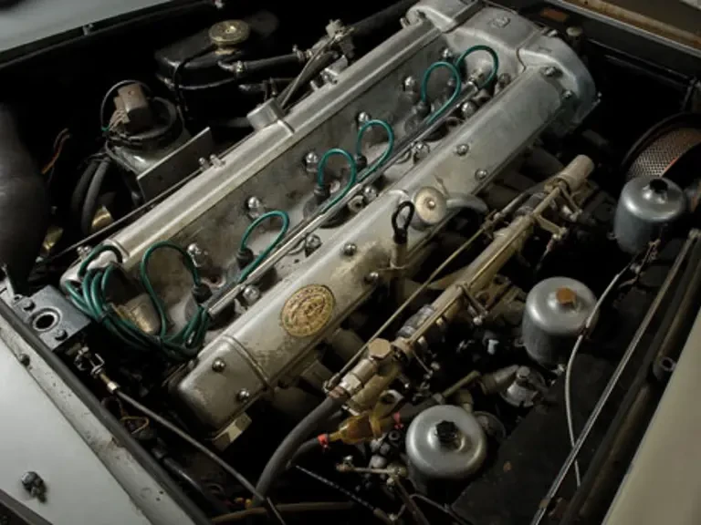 1967 Aston Martin DB6 - Image 10 of 12