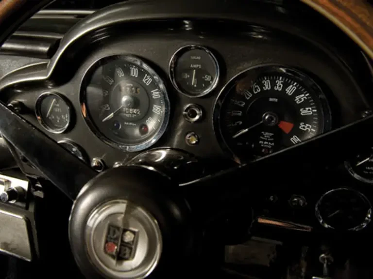 1967 Aston Martin DB6 - Image 3 of 12