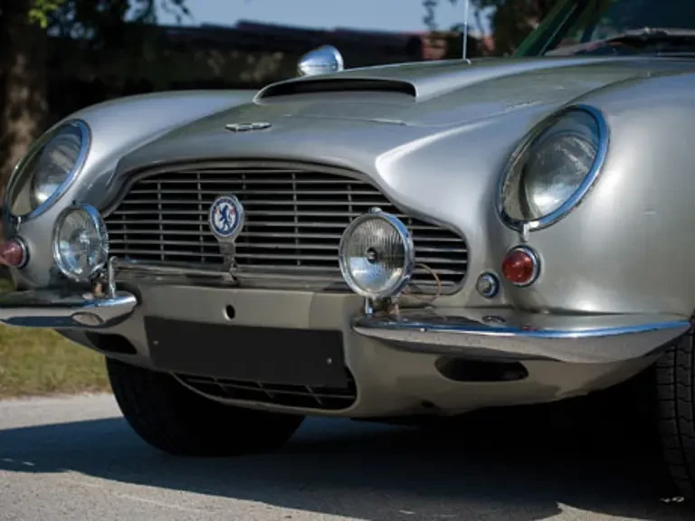 1967 Aston Martin DB6 - Image 8 of 12