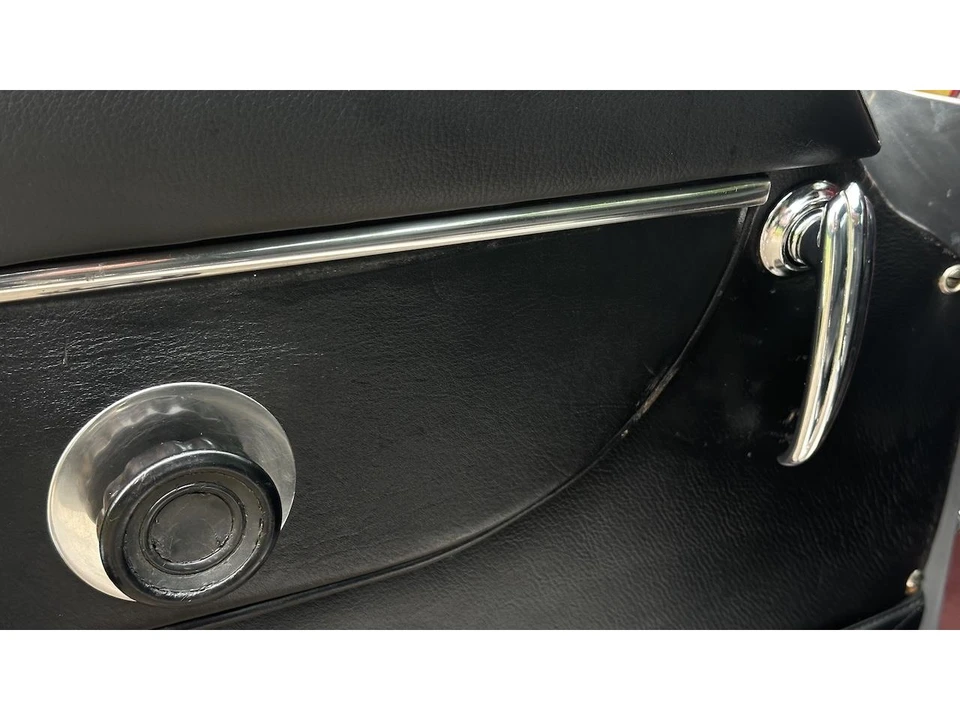 1967 Aston Martin DB6 - Image 18 of 31