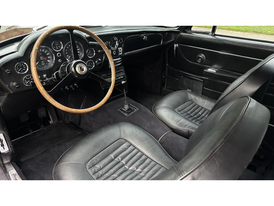 1967 Aston Martin DB6 - Image 27 of 31
