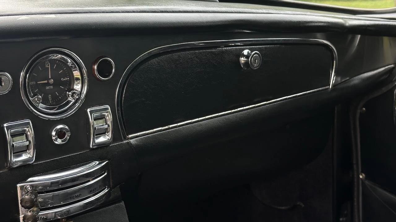 1967 Aston Martin DB6 - Image 25 of 31