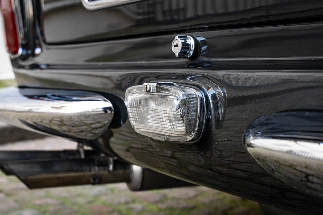 1967 Aston Martin DB6 - Image 30 of 31