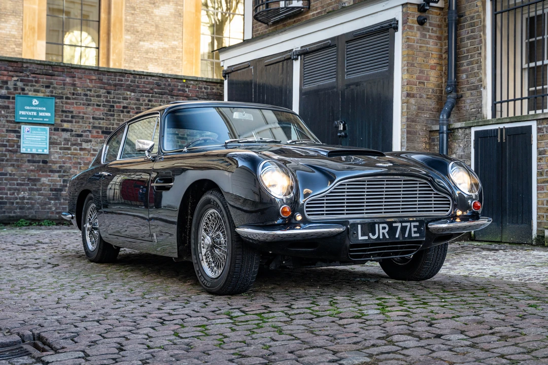 1967 Aston Martin DB6 - Image 9 of 31