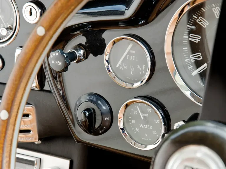 1967 Aston Martin DB6 - Image 15 of 25